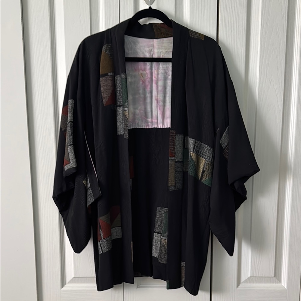 Black silk Kimono with Geometric Patterns